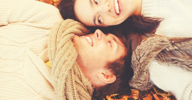 Incinge toamna si relatia de cuplu cu aceste miscari sexy!