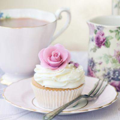 Foto: Praji fashionista -  cum sa faci cupcakes?