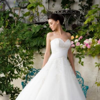 25 de Rochii de mireasa care iti subtiaza talia