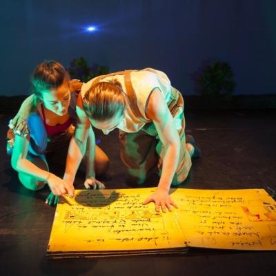 Începând din weekendul 21-22 martie, spectacolele Teatrului Ion Creangă se văd online