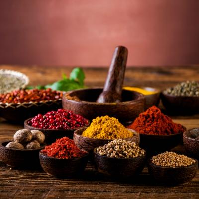 Delikat aduce în bucătăriile românilor o nouă gamă de condimente, cu ingrediente 100% naturale