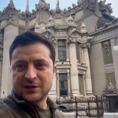 De ce nu a părăsit Vladimir Zelenski Ucraina? Motivele pentru care Președintele Ucrainei își apără cu demnitate țara