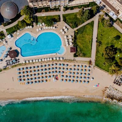 Cea mai bună idee pentru vacanța de vară pe malul Mării Negre. De la experiențe ultra-luxury la concedii accesibile în familie