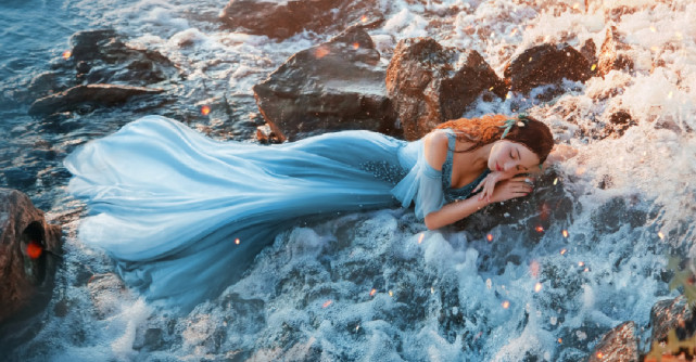 5 Lucruri pe care sub nicio formă nu trebuie să le luăm cu noi în noul an