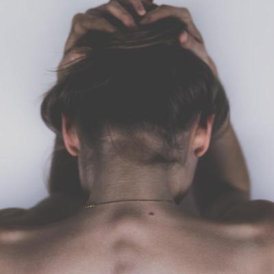 10 semne care arata ca tristetea ta este, de fapt, depresie