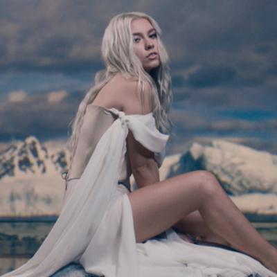 JO lansează Noapte polară, o piesă puternică, pentru suflete rănite 