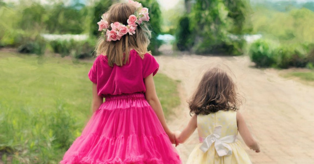  10 lucruri pe care sora ta mai mare nu ti le va spune NICIODATA