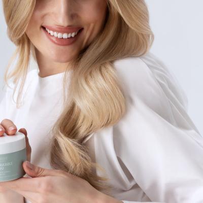 SOS: părul tău cere ajutor! Ghidul de supraviețuire pentru vară