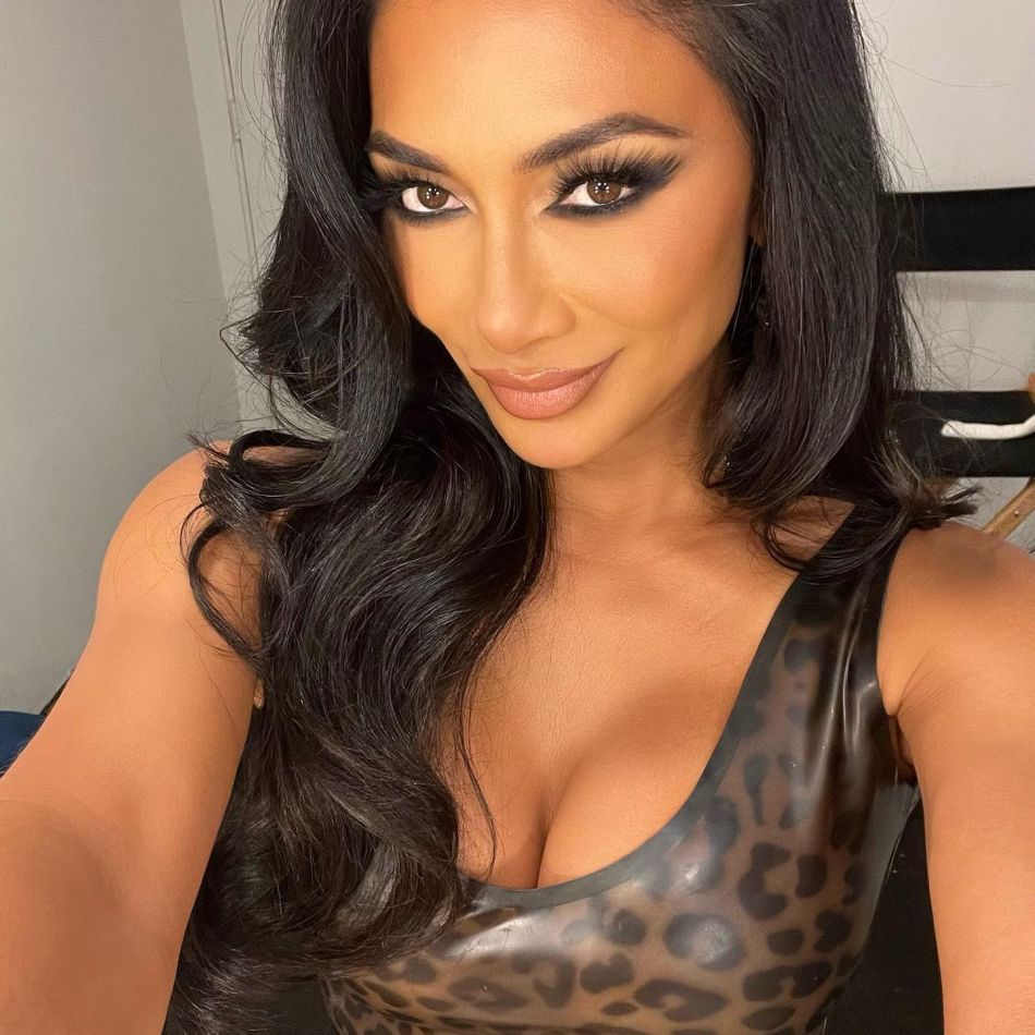 Nicole Scherzinger s-a logodit după 3 ani de relație cu Thom Evans