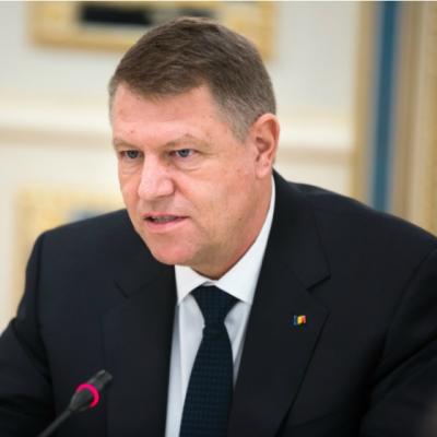 Wall-Street: Klaus Iohannis isi lanseaza a doua carte: ce secrete dezvaluie presedintele