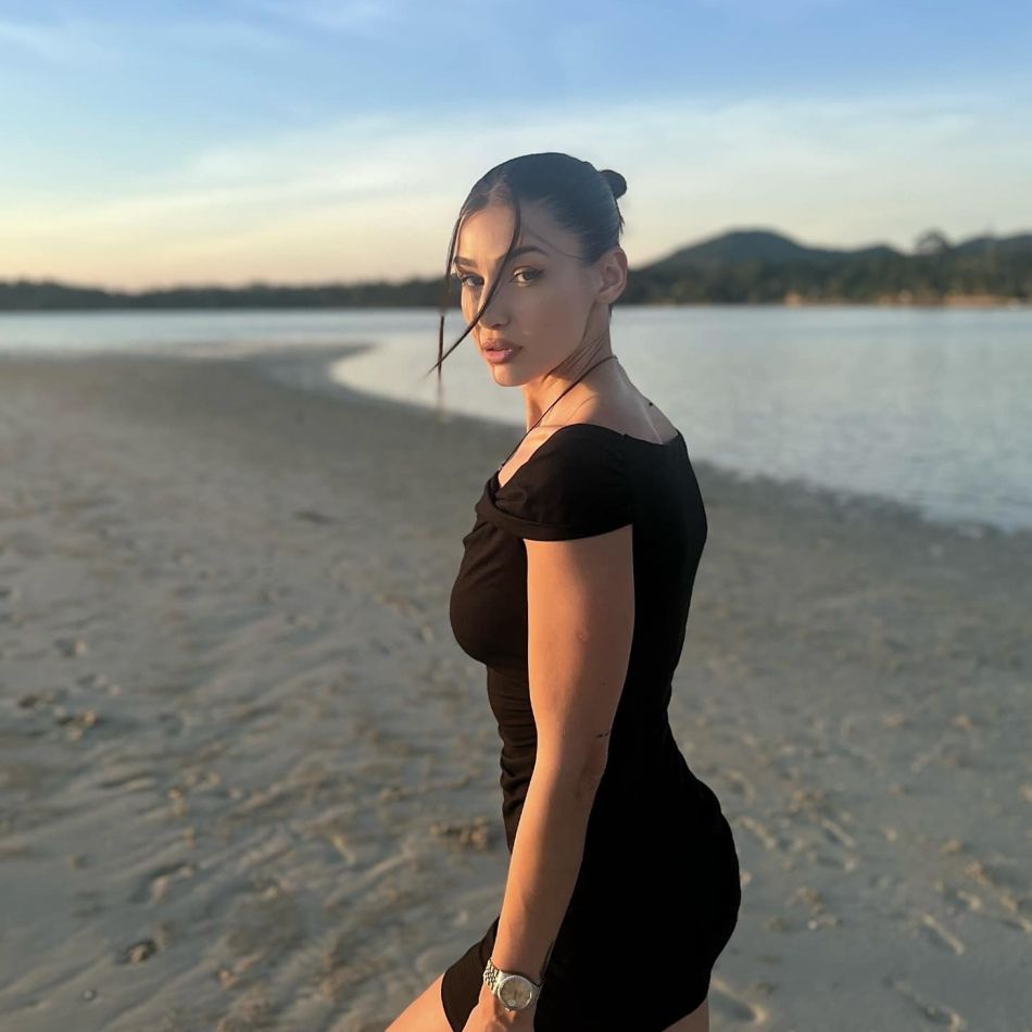 Alina Eremia, probleme grave de sănătate din cauza stresului! Ce a pățit vedeta?