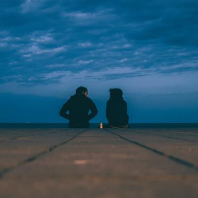 Regula 'niciodata sa nu mergeti la culcare certati' este o greseala imensa, spun specialistii. Iata de ce!