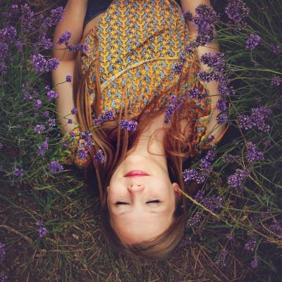 6 parfumuri populare din reducerile lunii mai pe care să le testezi