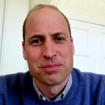 De ce poartă Prințul William câte două ceasuri pe mână? Prințesa Diana avea același obicei!