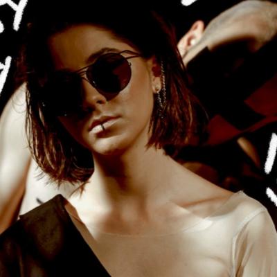 IOVA lansează Break the law, o bombă cu ceas despre compatibilitate în relații și în păcate