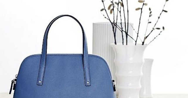 Sarbatoreste 8 Martie cu accesorii in stil modern retro