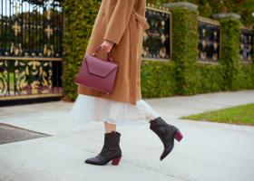 Cum porți ciocatele: ghid de styling + 5 outfituri pentru a fi cool în orice moment al zilei