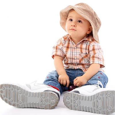 Cum alegem încălțămintea pentru copil: 5 întrebări și răspunsuri pentru părinți