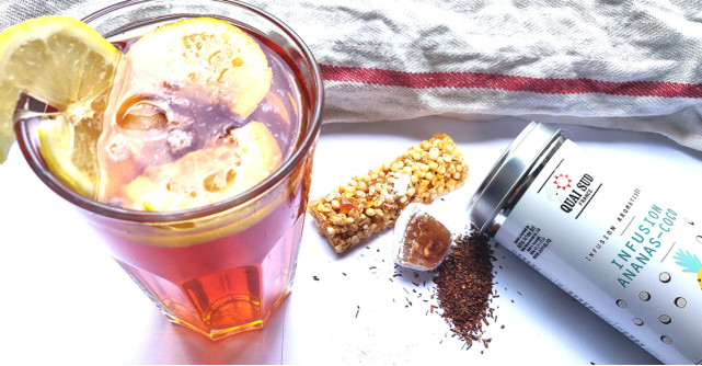 Cum să faci ice tea cu aromă de cocktail: păstrează vara tropicală cu iz de piña colada!