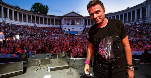 Cornel Ilie: 'Suntem prea atenți la ce vrea lumea de la noi și uităm cine suntem'