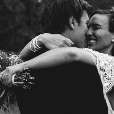 Alege un barbat care te face mereu sa zambesti