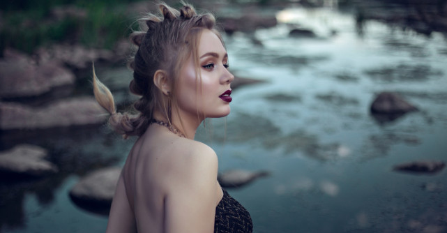 Cele 10 Legi Astrale ale zodiei Scorpion: Ascultă-ți intuiția, e vocea Universului ce îți șoptește cele mai bune sfaturi