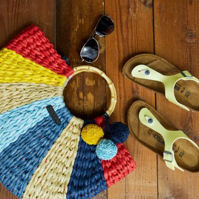 Flats! Flats! Flats! Șlapi, sandale și espadrile pe care trebuie sa le ai în această vară