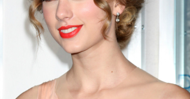 Motivul pentru care Taylor Swift a fost data in judecata