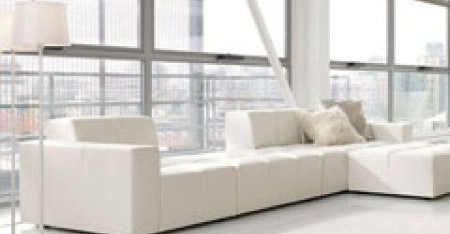 Trend alert: mobilier si accesorii albe