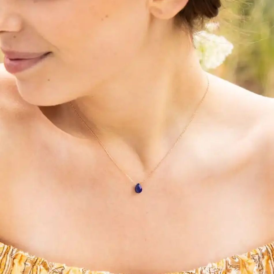 Ce modele de coliere se poartă în vara lui 2023?