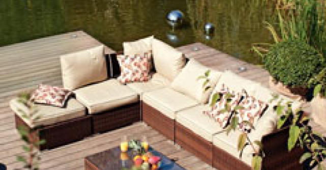 kika prezinta colectia de mobilier de gradina 2012