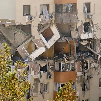 Trei persoane reținute în cazul exploziei din Rahova: ancheta continuă, blocul ar putea fi demolat