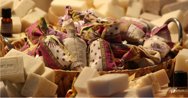 Seturi cadou pentru toate femeile