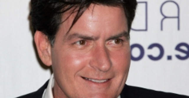 O romanca, mai importanta decat Charlie Sheen