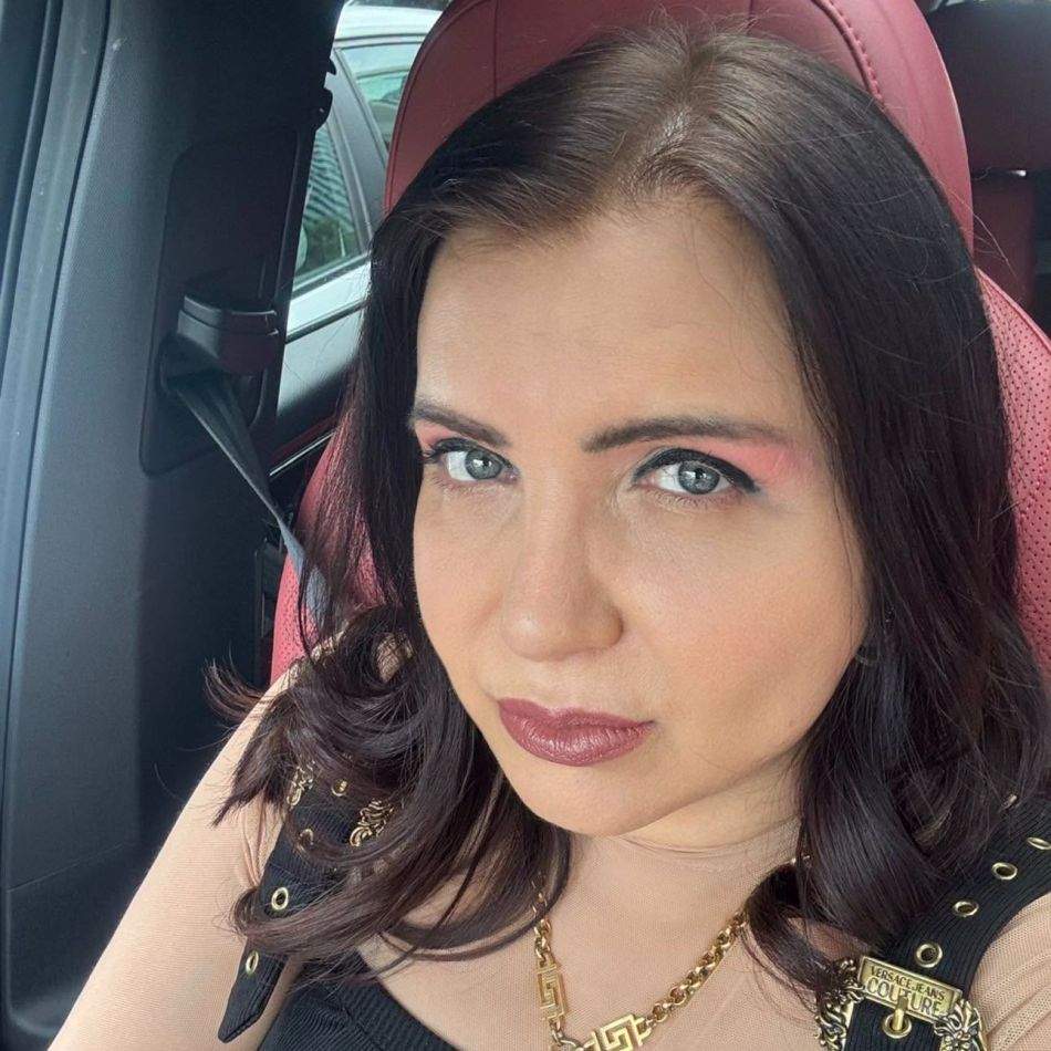 Carmen Șerban, sperietură teribilă la volan! Artista a căzut cu mașina într-o groapă: Am crezut că mi s-a zdrobit mașina