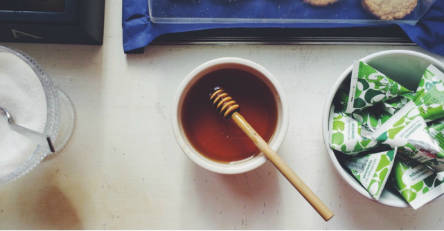 7 dulciuri delicioase pe bază de miere pentru orice răsfățat