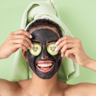 Frumusețea vine din interior: Alimente care îți mențin pielea tânără!