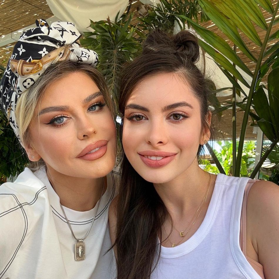 Horia Moculescu, reacție dură după ce Loredana i-a sărutat piciorele : N-am vrut să facă acest gest umilitor...