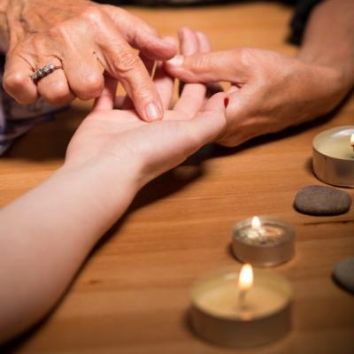 Chiromantia si secretele scrise in palma