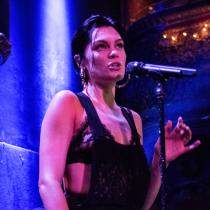 Jessie J s-a despărțit în secret de iubitul ei, la două luni după ce a