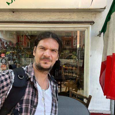Puțini știau asta despre Tudor Chirilă! Cine este fratele lui și cu ce se ocupă Ionuț. Cei doi au fost surprinși împreună