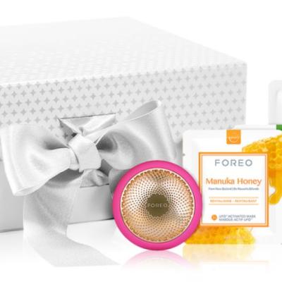 5 seturi de la FOREO ideale ca daruri de Crăciun