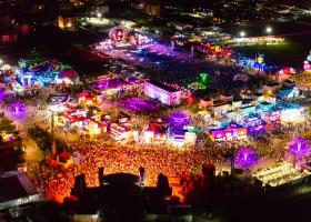 Festivalul STARDUST a adus hiturile anilor ’90 și 2000 la NIBIRU, într-un weekend care a unit generațiile