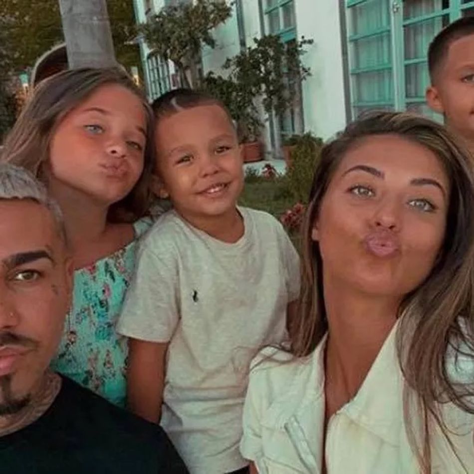 Antonia crede ca s-a îngrășat și caută motivația de a merge din nou la sală: Oficial sunt în etapa mea de grăsuță. Fără dubii