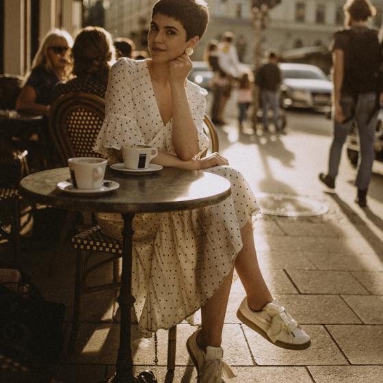 Pe cine avantajează volanele și cine să renunțe la ele