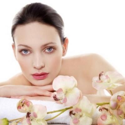 Noile geluri de dus si sapunuri lichide Palmolive Naturals