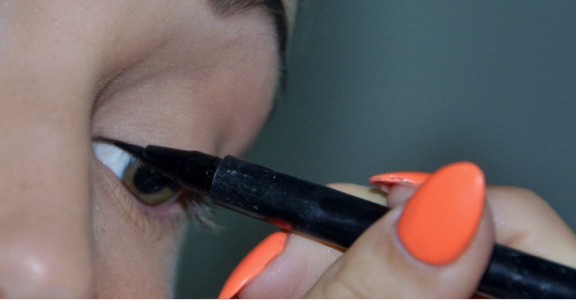 Cel mai cool machiaj al sezonului - cum il obtii la tine acasa