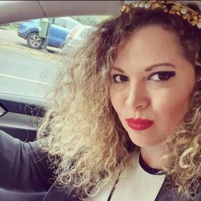 Oana Lis, pregătită să își consilieze clenții! Soția lui Viorel Lis și-a redeschis cabinetul psihologic