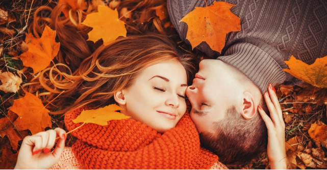 Horoscopul dragostei in luna noiembrie: o luna a emotiilor profunde, a discutiilor fara secrete, a misterelor dezlegate