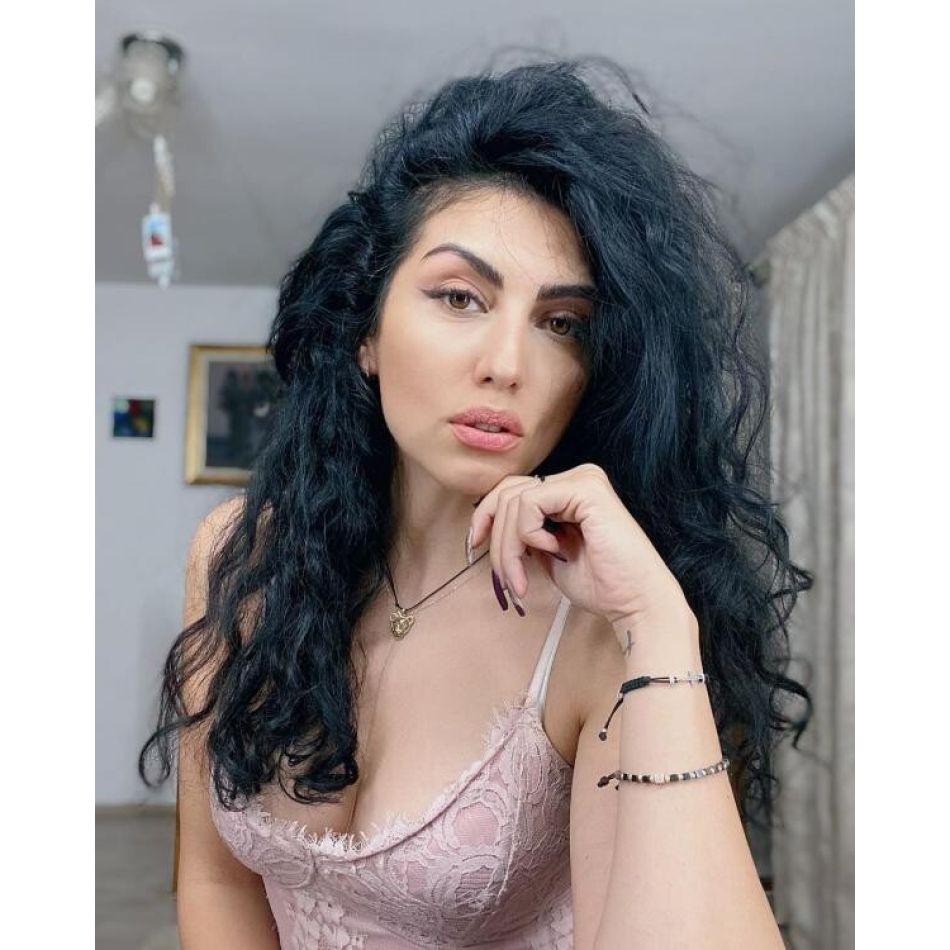 Detalii neștiute din viața Doiniței Oancea! Cum și-a câștigat banii, înainte să fie celebră?